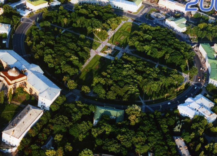 Корпусный сад (Круглая аллея)