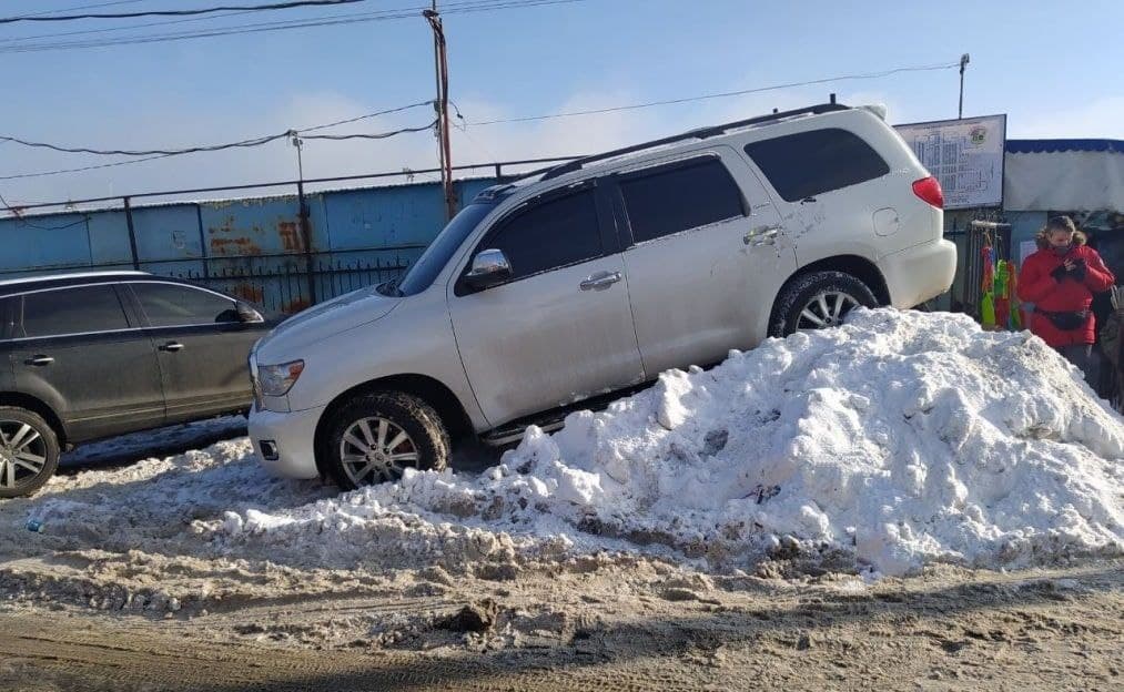 Фотоподборка плохой парковки в Полтаве в январе 2022