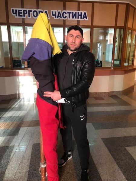 Флаги нашли и вернули. Фото: https://www.facebook.com/aleksandr.sorokovoj