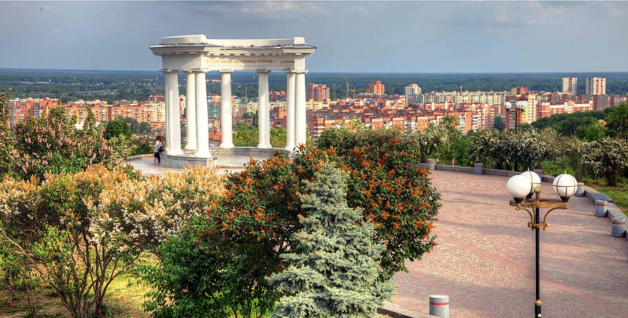 Экскурсия по улице Соборности