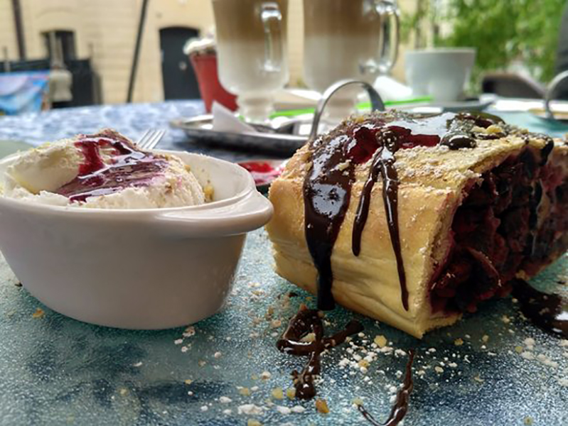 Не только пломбир: где в Полтаве попробовать необычное мороженое фото 1