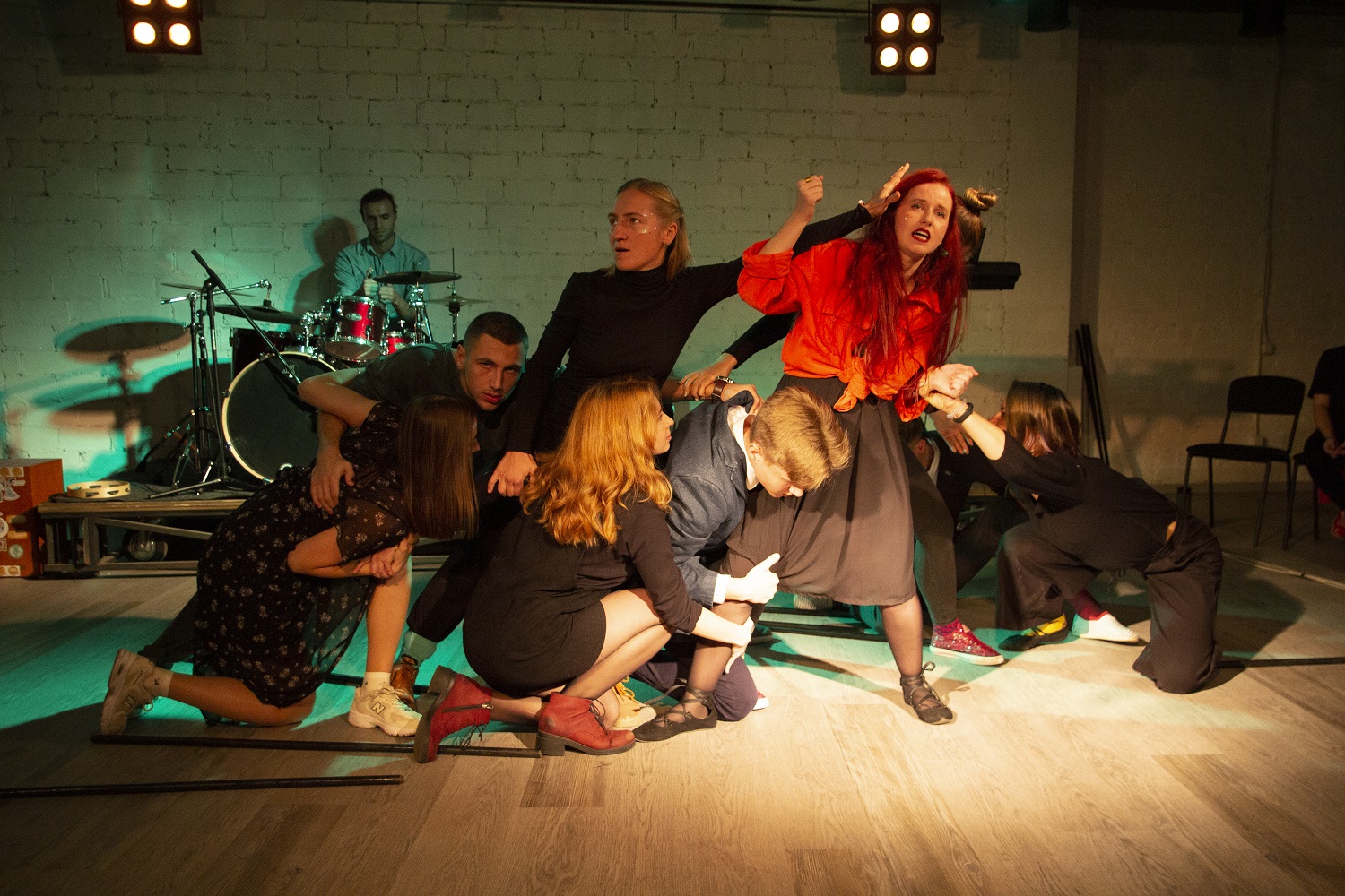 Мюзикл о коррупции "Кабинет № 333". Фото: zmist.pl.ua/