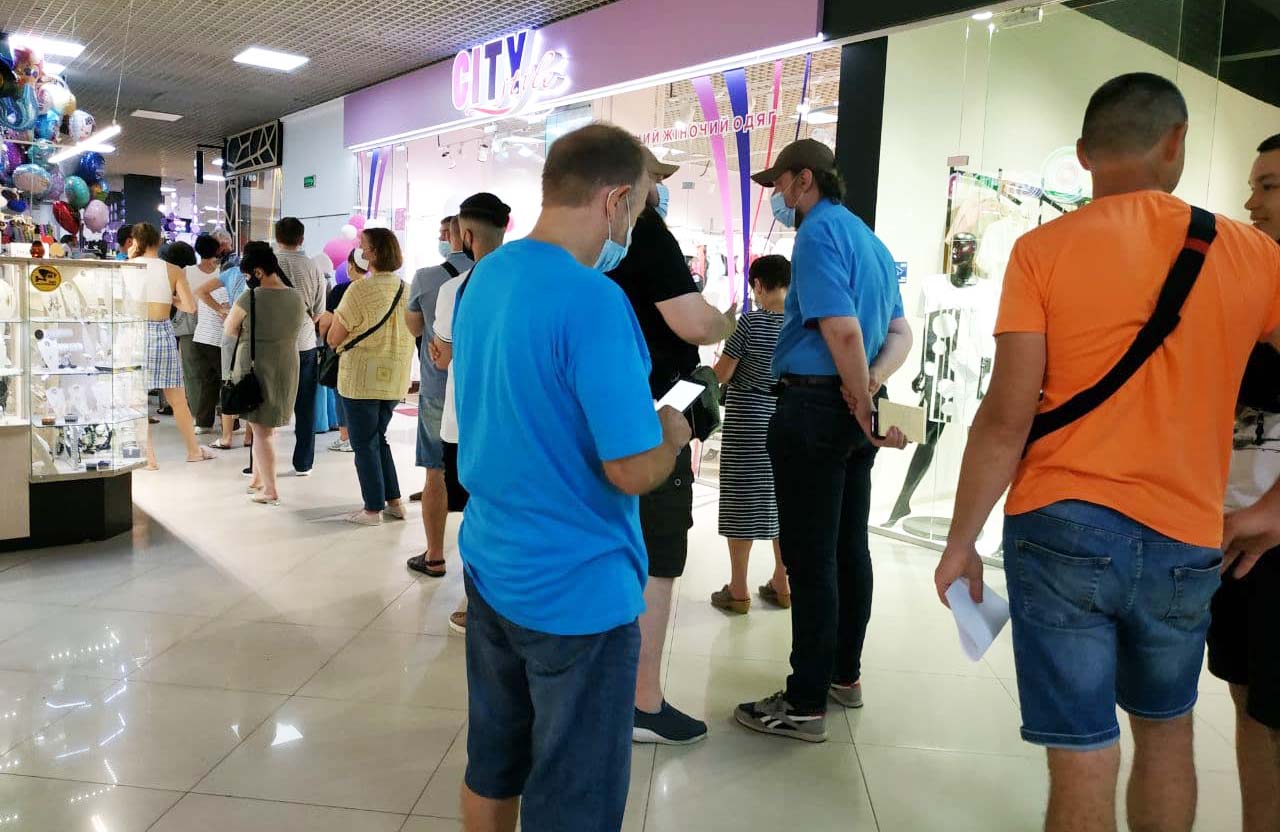 Вакцинация 18 июля вызвала ажиотаж в Полтаве. Фото: https://poltava.to/