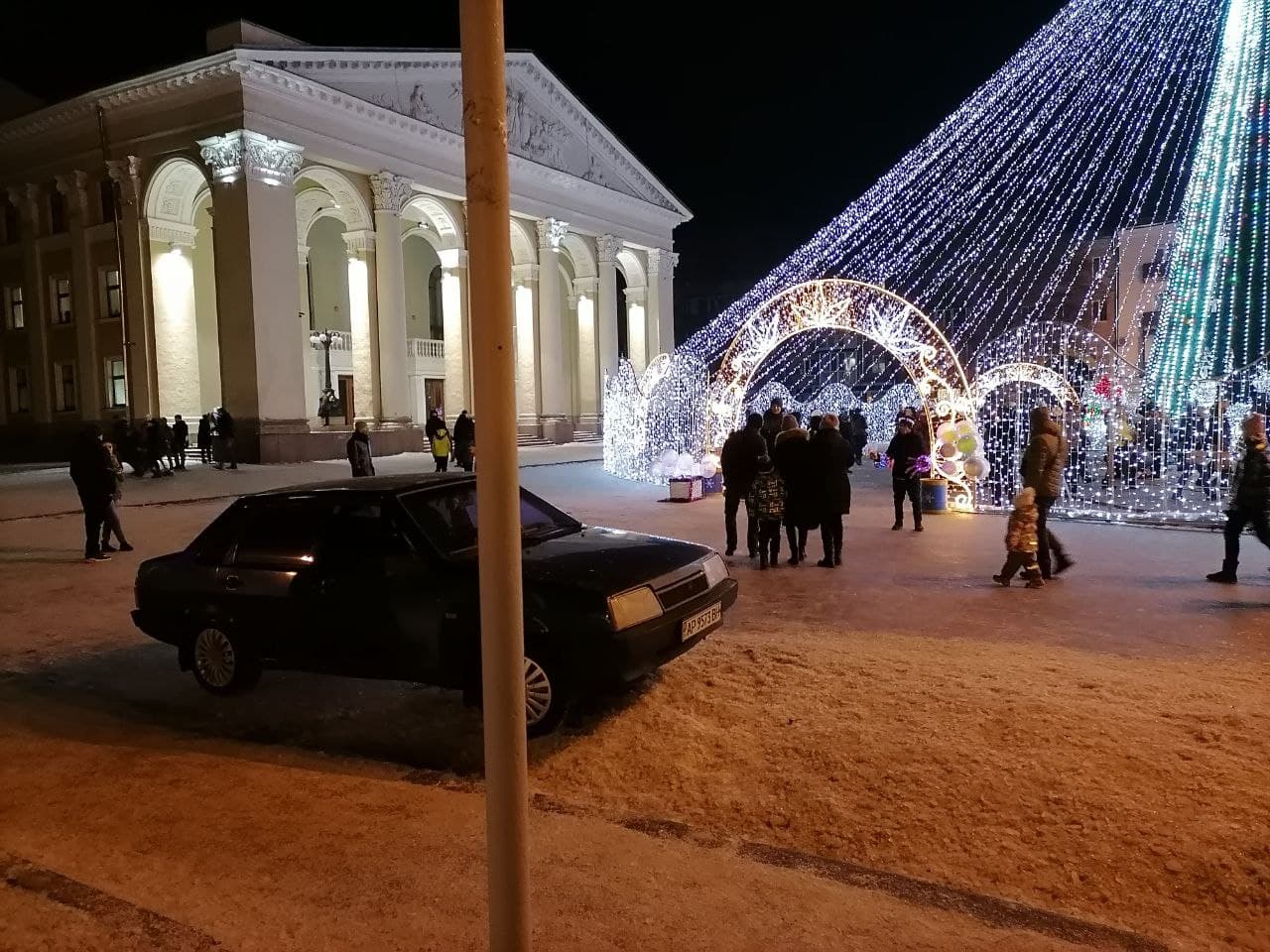 Этот водитель оказался более скромным. Фото: @llxame3