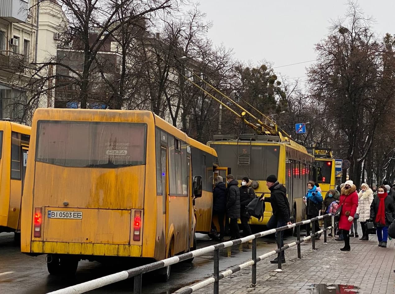 На месте работает ремонтная бригада.  Фото: https://t.me/ptvua