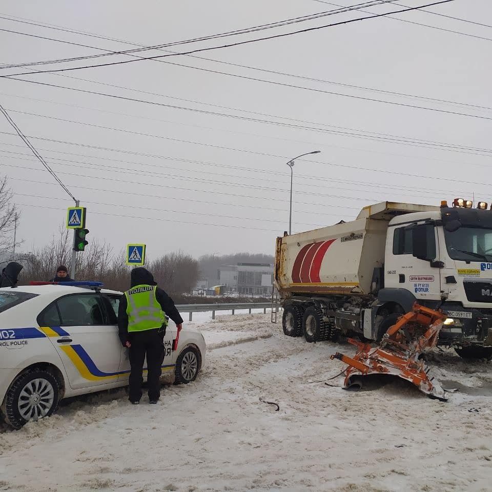 Полиция выясняет обстоятельства аварии