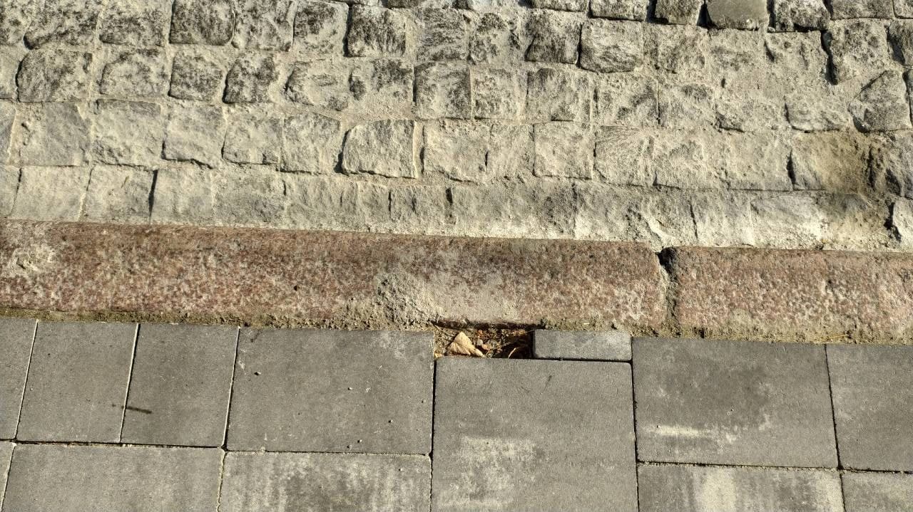 Новая плитка. Фото: https://poltava.to/