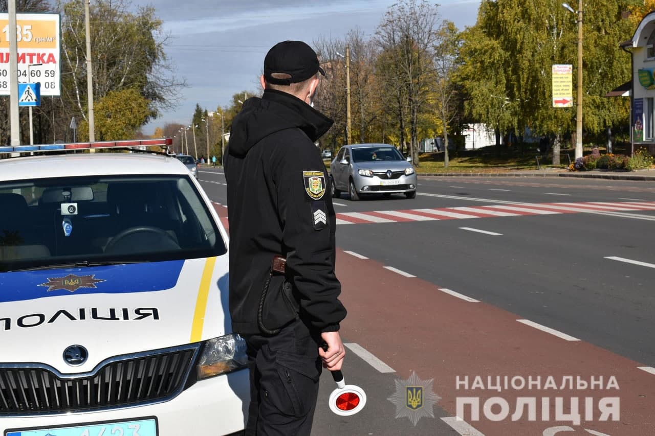 Полиция проверяла перевозчиков и пассажиров Полтавщины. Фото: ГУ Нацполиции Полтавской области
