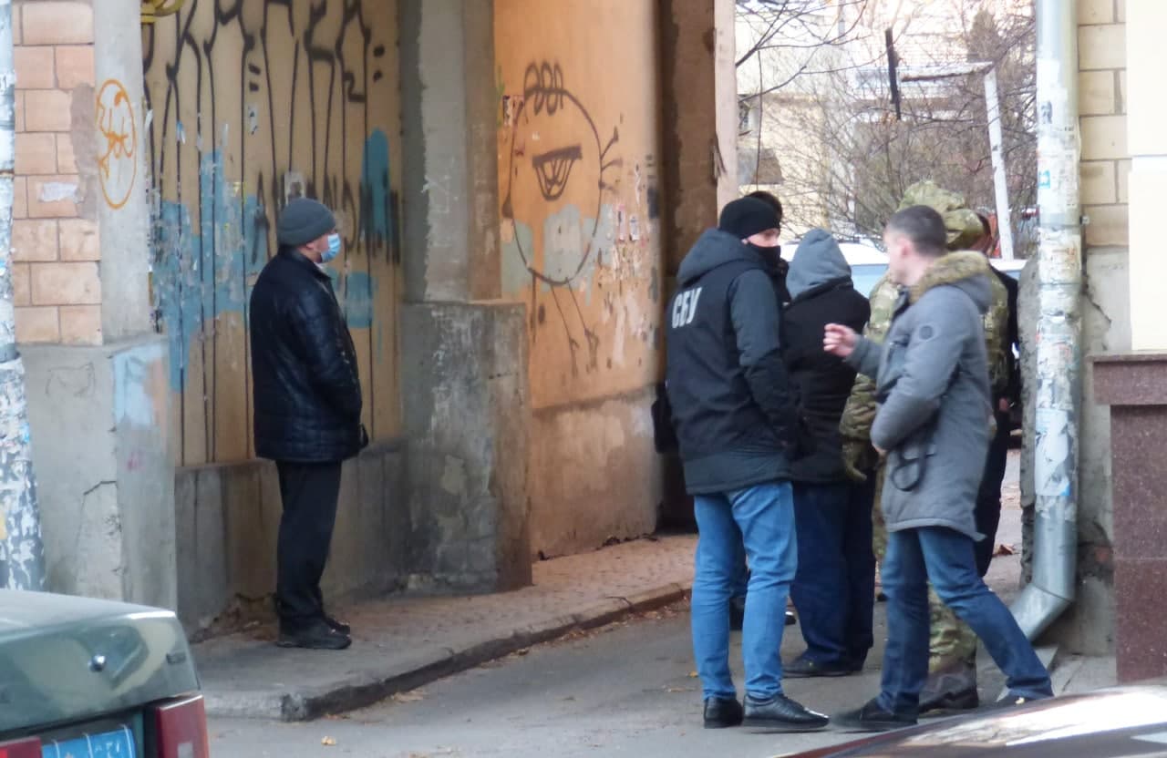 Задержание подозреваемого в центре Полтавы