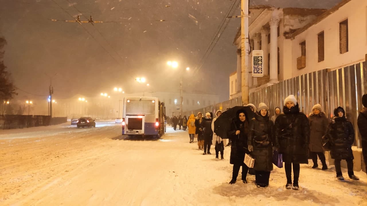 Транспортный коллапс в Полтаве 28.12.2021