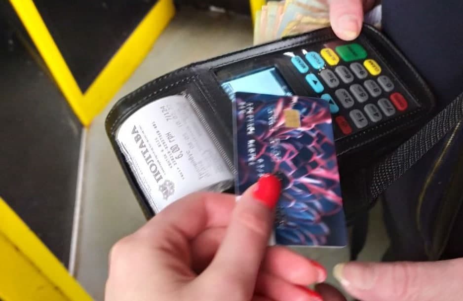 Проїзд у комунальному транспорті Полтави можна оплатити банківською карткою, телефоном або PayPass