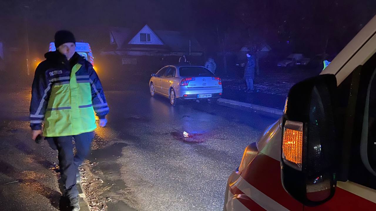 У Полтаві біля зупинки "Героїв АТО" збили 5-річну дитину