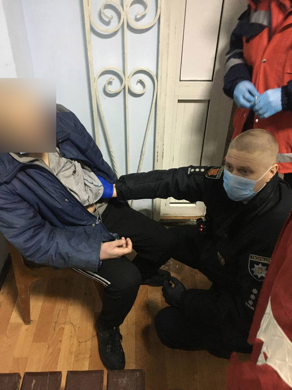 Пострадавшему оказали первую помощь