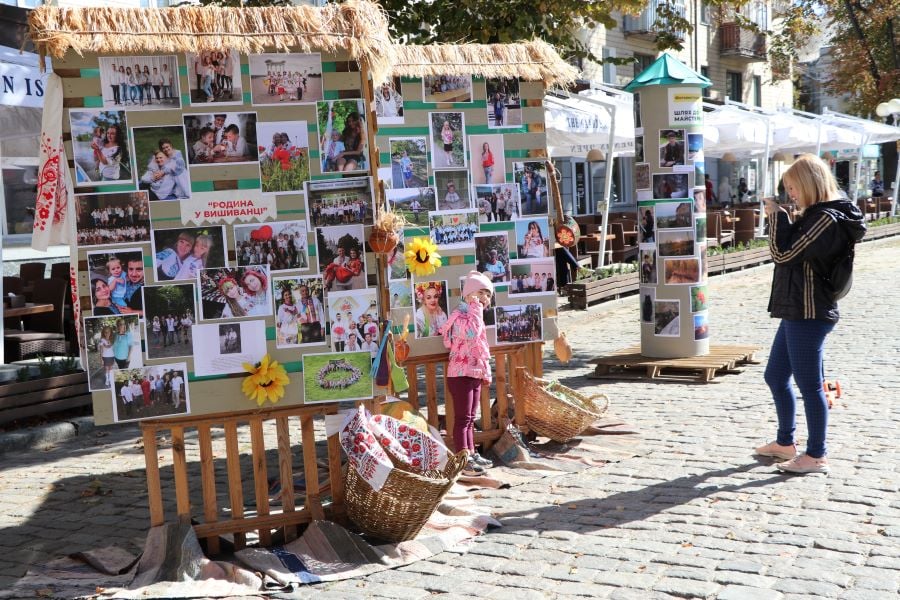 Как украсили Полтаву ко Дню города