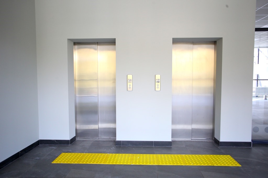 В Полтаве окончили строительство ЦНАП