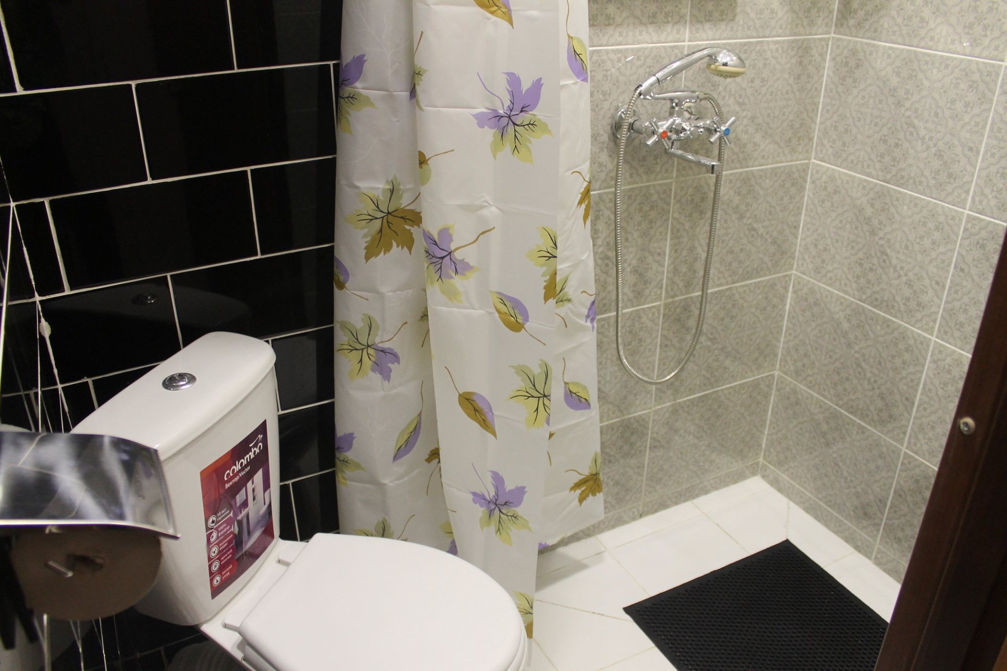 В Полтавском СИЗО показали платную VIP-камеру