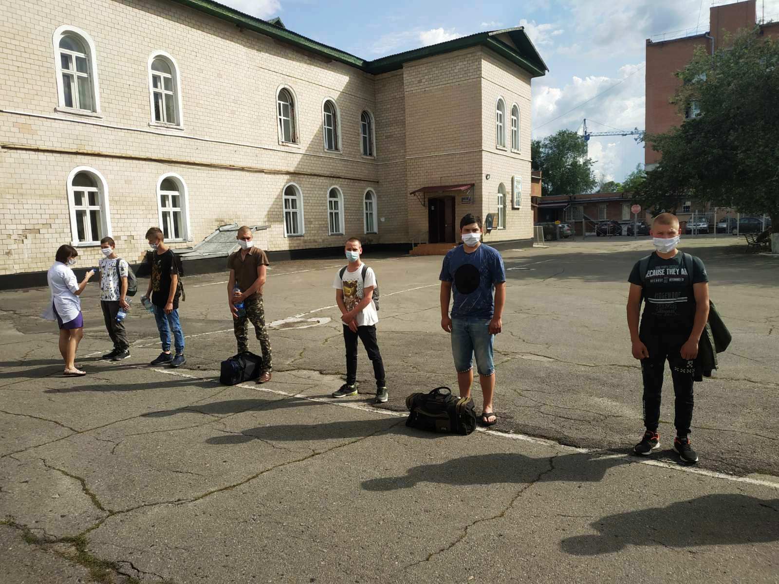 Полтавский военкомат принял первую сотню призывников