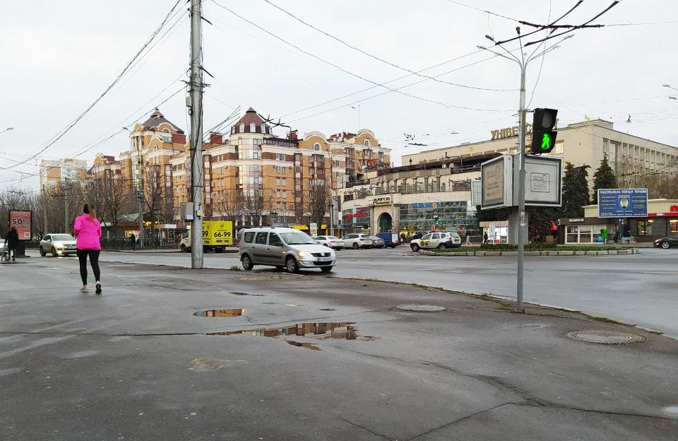 Обновят: в Полтаве заменят все старые перильные ограждения фото 4 3