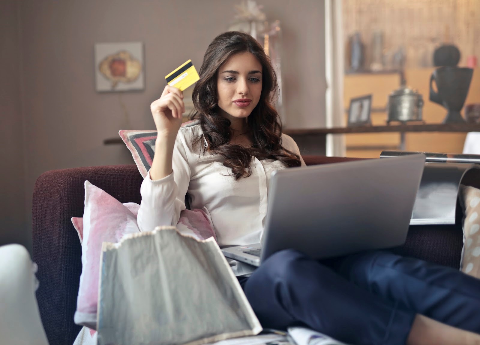 Коварные скидки: как перехитрить маркетологов и остаться в плюсе на Черную пятницу фото 1