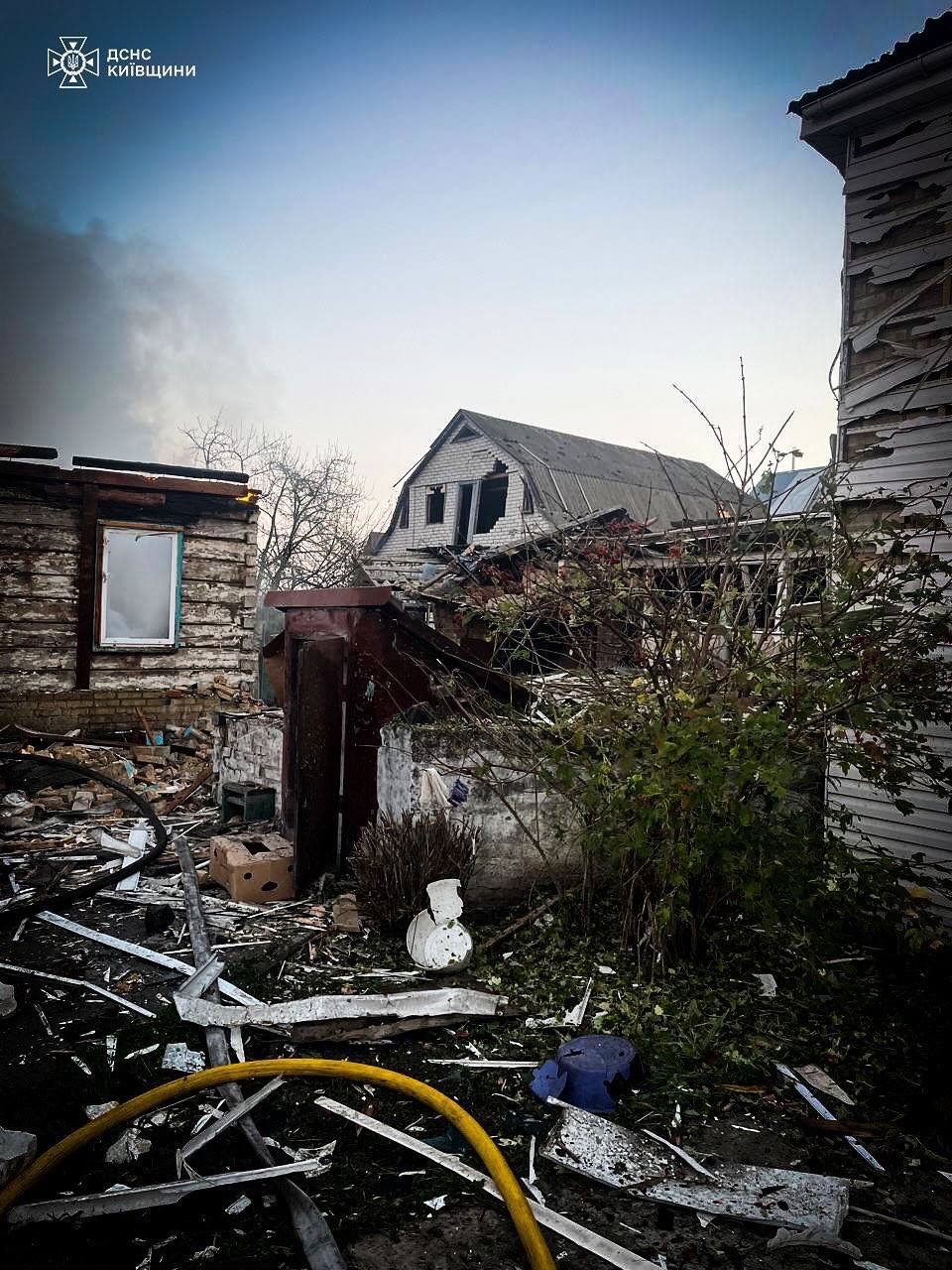 Комбинированная атака на Киев: погибли двое человек, есть пострадавшие фото 1