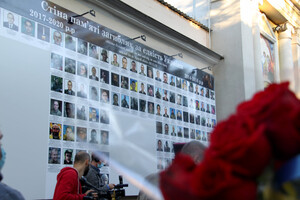 В память о погибших воинах: у одесского храма открыли стену памяти фото